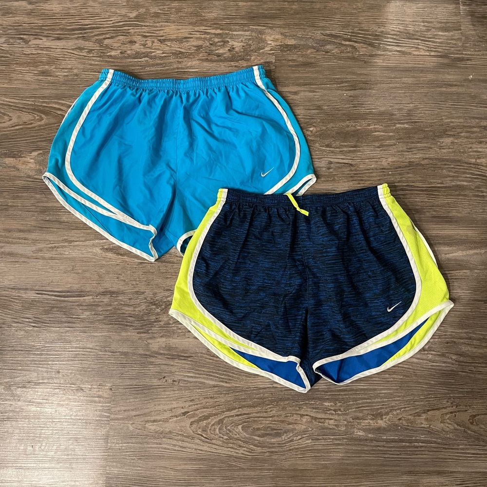 Women’s Nike Dri-Fit Tempo Running Shorts (x2), Size Large